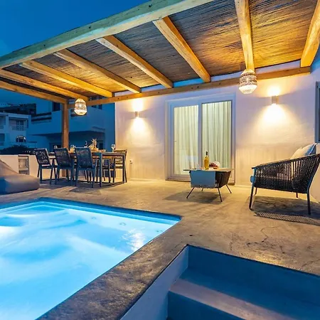 Emerald Sunset Villa, Orkos Beach, By Naxosvibe 빌라 Pláka